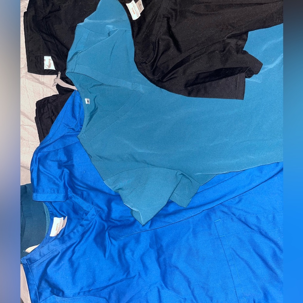 5 sets Scrubs set pack womens dagacci , barco , wonderwink , code nxt 10 items